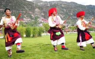 非物质文化遗产弦子（弦子舞的非遗魅力与文化密码）