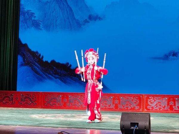 非物质文化遗产汉剧(汉剧是什么剧种?湖北非遗入门攻略)-第3张图片-八三百科 非物质文化遗产汉剧(汉剧是什么剧种?湖北非遗入门攻略)-第3张图片-八三百科