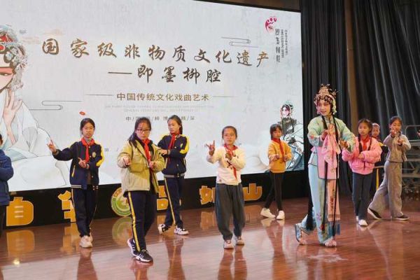 非物质文化遗产故事汇(非遗故事汇里最动人的传承瞬间)-第1张图片-八三百科 非物质文化遗产故事汇(非遗故事汇里最动人的传承瞬间)-第1张图片-八三百科