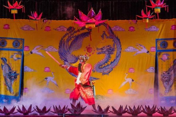 非物质文化遗产灯夹戏（非遗灯夹戏是什么：五分钟看懂这门绝活）-第1张图片-八三百科