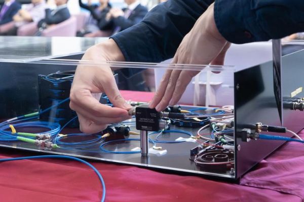 量子计算机技术的实验(量子计算机实验如何入门)-第3张图片-八三百科 量子计算机技术的实验(量子计算机实验如何入门)-第3张图片-八三百科