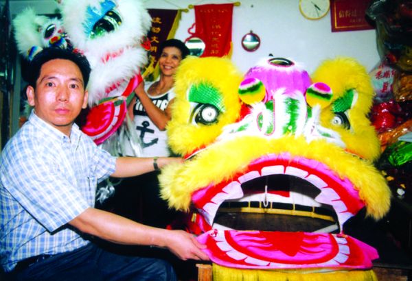 石龙醒狮非物质文化遗产（石龙醒狮非遗技艺适合小学生学吗）-第2张图片-八三百科