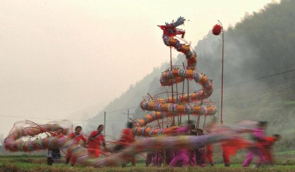 栖霞龙舞非物质文化遗产-第2张图片-八三百科