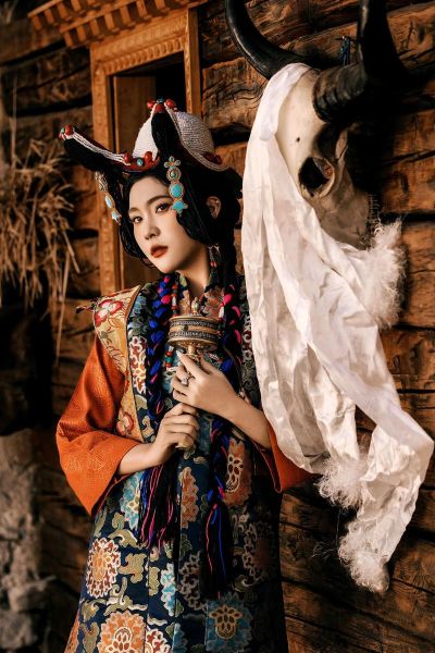 非物质文化遗产藏服（藏服非遗传承人一天都在干什么）-第3张图片-八三百科