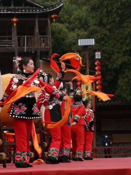 湘西的非物质文化遗产（湘西苗族鼓舞非遗如何入门）-第1张图片-八三百科