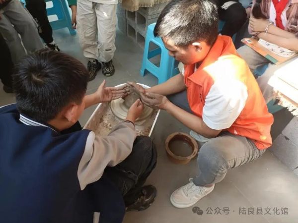 非物质文化遗产的影响（非遗进校园对青少年的影响有多深远）-第1张图片-八三百科