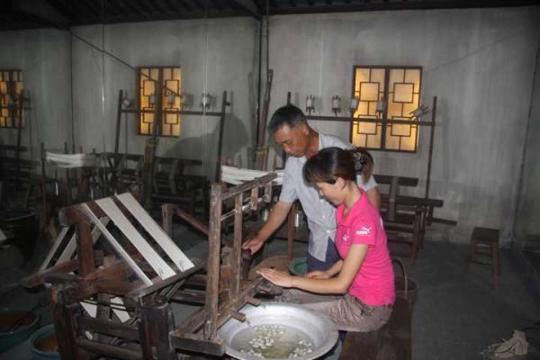 辑里非物质文化遗产（辑里蚕丝手工技艺如何申遗成功）-第1张图片-八三百科