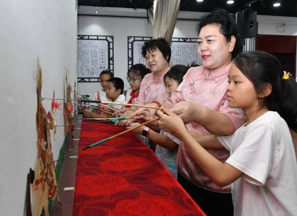 女生非物质文化遗产(女生适合学的非遗手艺有哪些)-第2张图片-八三百科 女生非物质文化遗产(女生适合学的非遗手艺有哪些)-第2张图片-八三百科