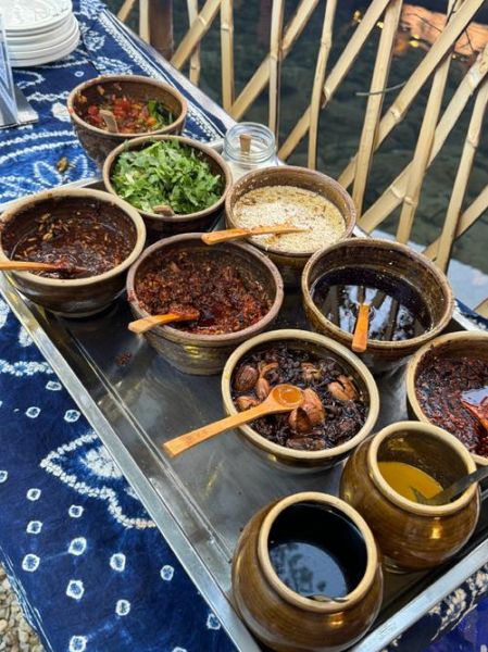 腾冲非物质文化遗产吃的(腾冲非遗小吃哪里最地道)-第2张图片-八三百科 腾冲非物质文化遗产吃的(腾冲非遗小吃哪里最地道)-第2张图片-八三百科