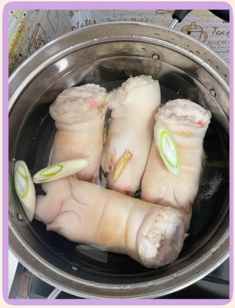 非物质文化遗产猪蹄（舌尖上的非遗：老汤酱猪蹄的家常做法）-第3张图片-八三百科