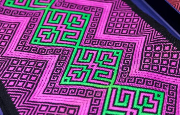 海南 非物质文化遗产（海南黎锦织造技艺完整教程）-第2张图片-八三百科