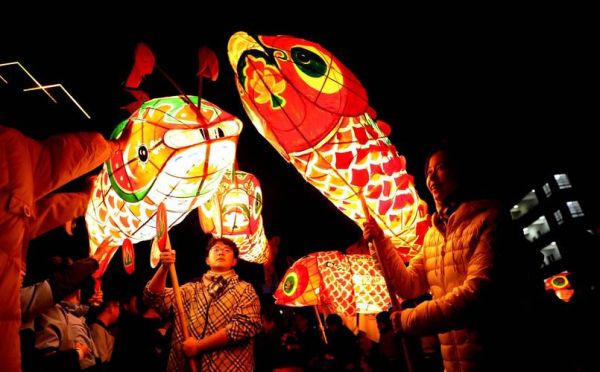 非物质文化遗产秧歌灯具（非遗秧歌舞灯具有哪些常见类型）-第2张图片-八三百科