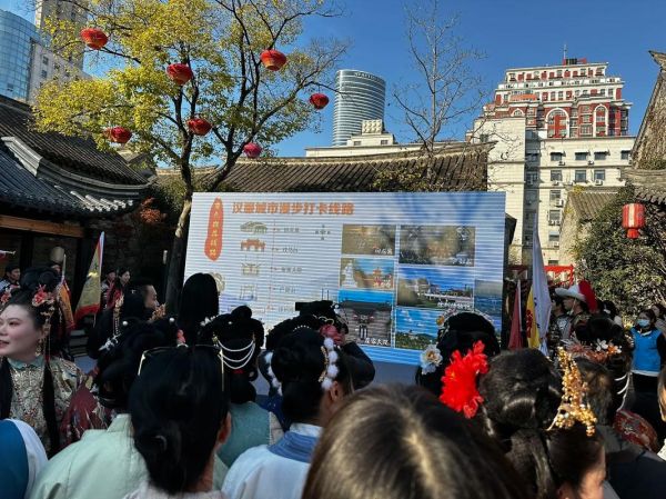 路遇非物质文化遗产(路遇非遗是什么意思)-第3张图片-八三百科 路遇非物质文化遗产(路遇非遗是什么意思)-第3张图片-八三百科