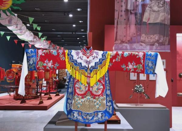 与非物质文化遗产展示(与非物质文化遗产展示方式有哪些)-第3张图片-八三百科 与非物质文化遗产展示(与非物质文化遗产展示方式有哪些)-第3张图片-八三百科