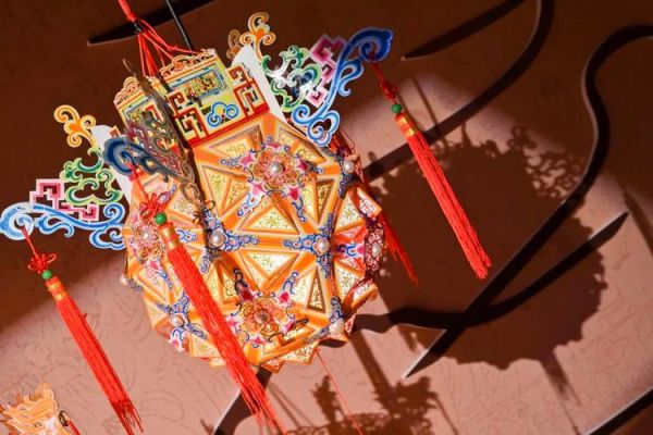 灯盏非物质文化遗产（灯盏制作技艺入选国家级非遗了吗）-第1张图片-八三百科